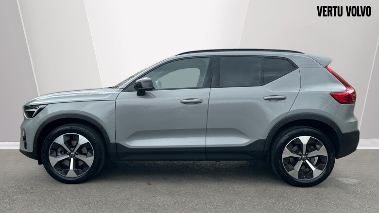 Volvo XC40 2.0 B4P Plus Dark 5dr Auto Petrol Estate